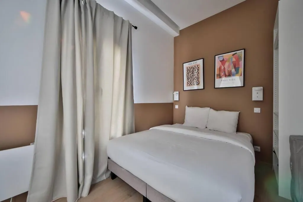 0#Appart 4Pers#1 Bedroom#Paris 15#Commerce#Ac France